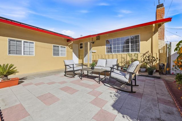 3242 Blue Mountain Drive, San Jose, CA 95127