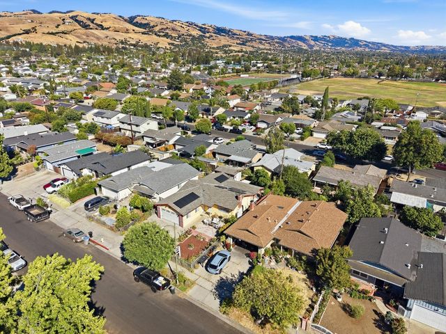 3242 Blue Mountain Drive, San Jose, CA 95127