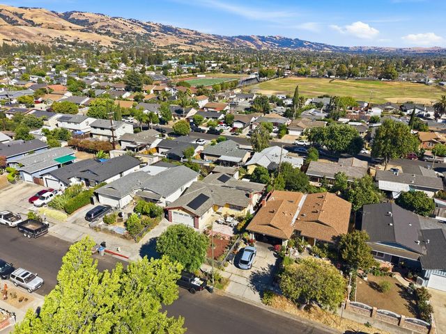 3242 Blue Mountain Drive, San Jose, CA 95127