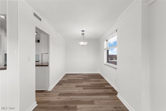 11850 Edgewater Drive 804, Lakewood, OH 44107