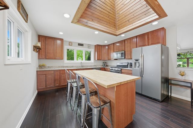 19015 Spring Creek Street, New Lenox, IL 60451