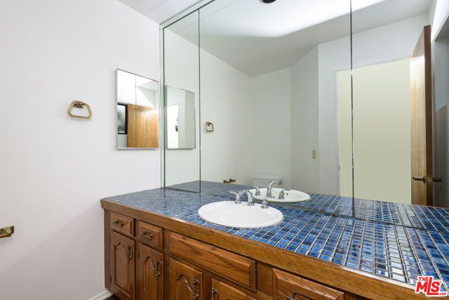 2624 30TH Street, Santa Monica, CA 90405