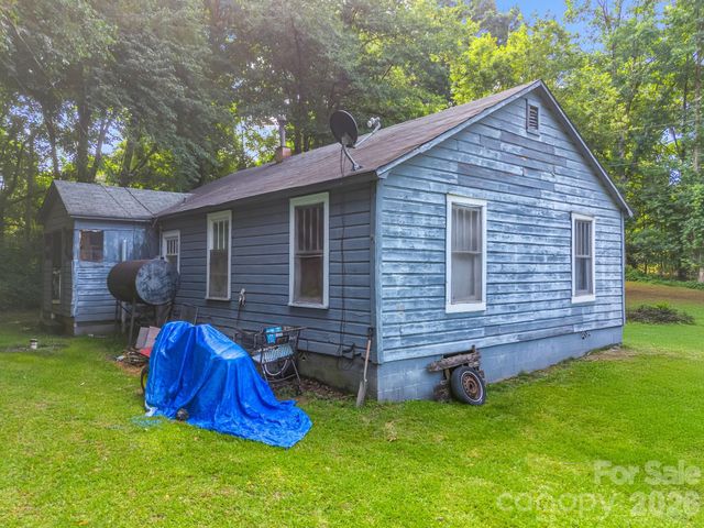 126 Bittle Street, Forest City, NC 28043