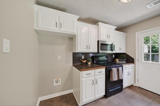 234 Plum Drive, Austin, AR 72007
