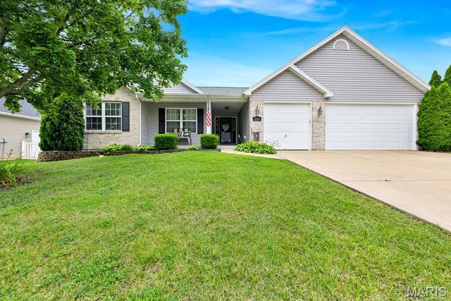 228 Highland Meadows Drive, Wentzville, MO 63385