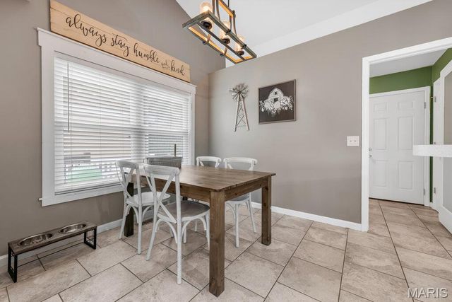 228 Highland Meadows Drive, Wentzville, MO 63385