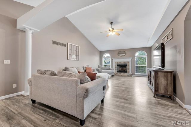 228 Highland Meadows Drive, Wentzville, MO 63385