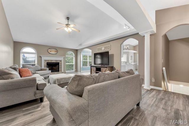 228 Highland Meadows Drive, Wentzville, MO 63385
