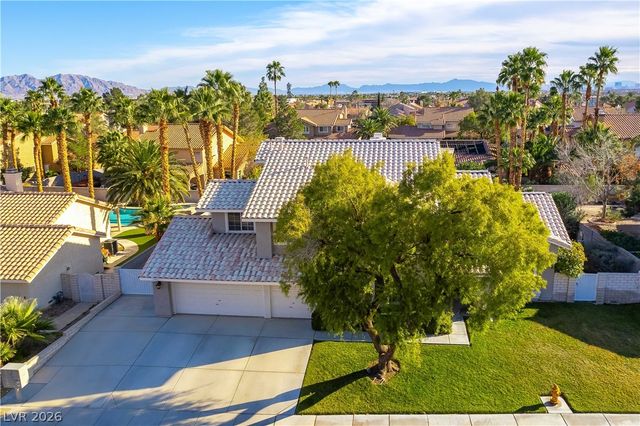 1023 Red Hollow Drive, North Las Vegas, NV 89031