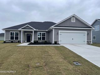 156 Seashore Street, Grimesland, NC 27837