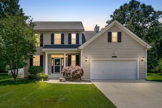 3560 Smithfield Way, Kalamazoo, MI 49009