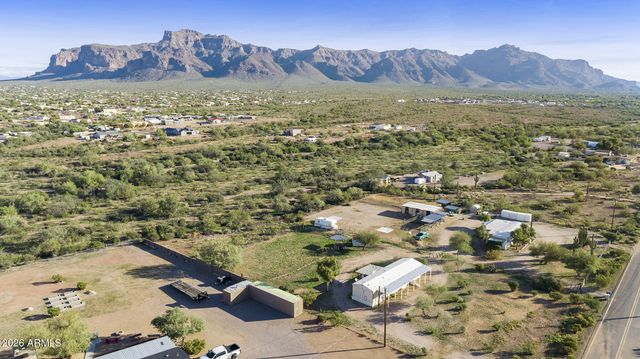 5240 E 32ND Avenue, Apache Junction, AZ 85119