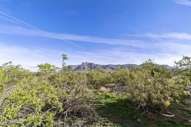 5240 E 32ND Avenue, Apache Junction, AZ 85119