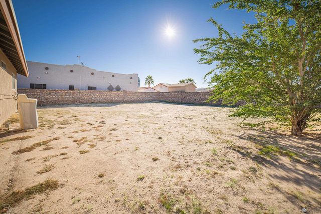 13595 E 55 St, Yuma, AZ 85367