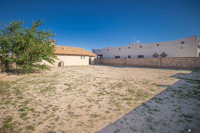 13595 E 55 St, Yuma, AZ 85367