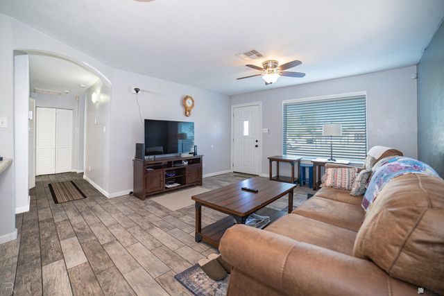 13595 E 55 St, Yuma, AZ 85367