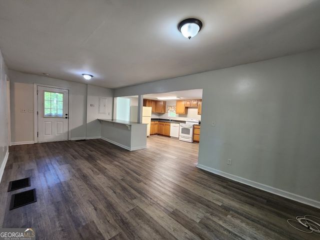 5525 Saddle Club Road, Gainesville, GA 30506