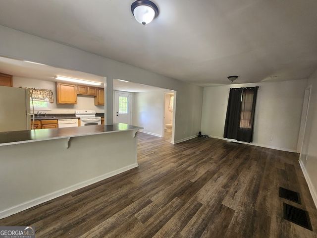 5525 Saddle Club Road, Gainesville, GA 30506