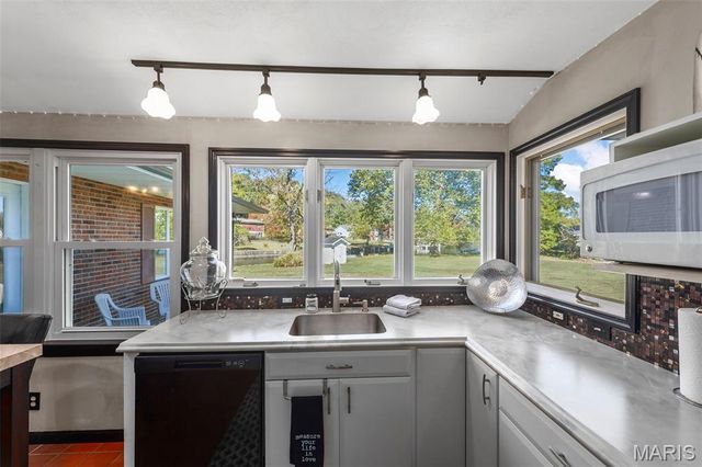 3301 Lark Drive, Arnold, MO 63010