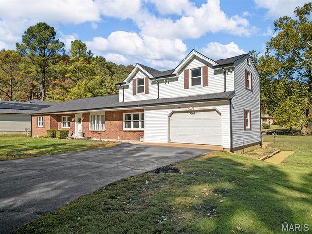 3301 Lark Drive, Arnold, MO 63010