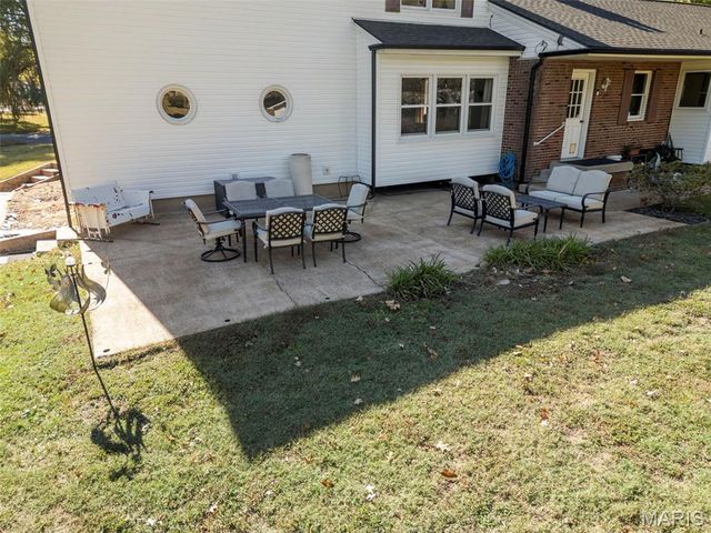 3301 Lark Drive, Arnold, MO 63010