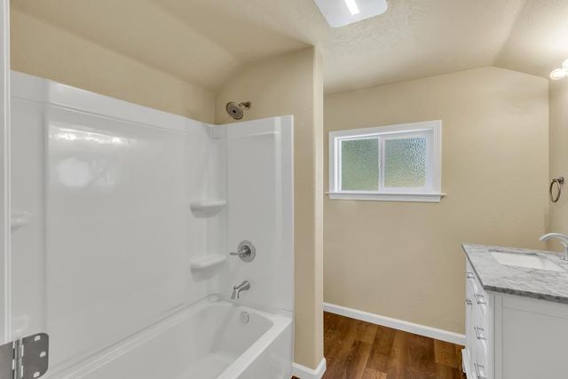 25 S Sacramento St, Ione, CA 95640