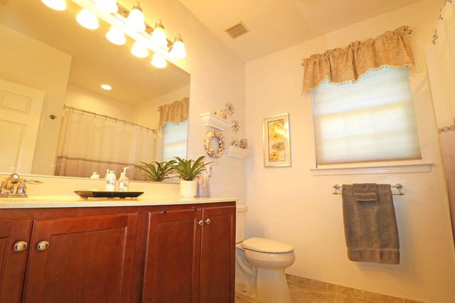 1630 DOGWOOD DR, Garnet Valley, PA 19060