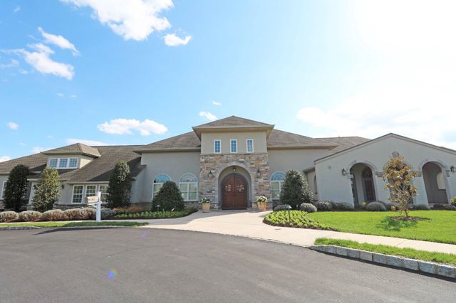 1630 DOGWOOD DR, Garnet Valley, PA 19060