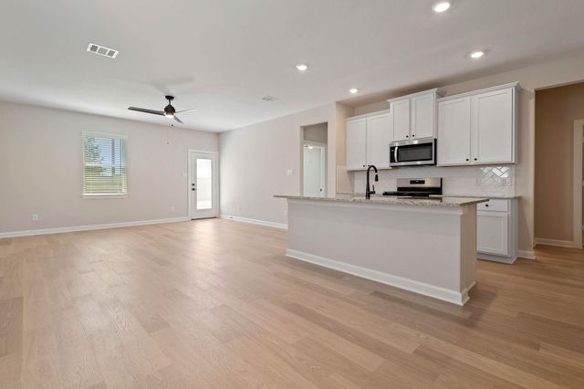 1107 Campside Drive, Beasley, TX 77417