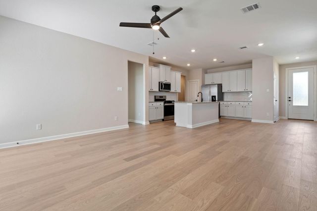 1107 Campside Drive, Beasley, TX 77417