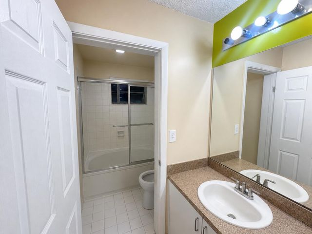 11862 SW 98th Terrace, Miami, FL 33186