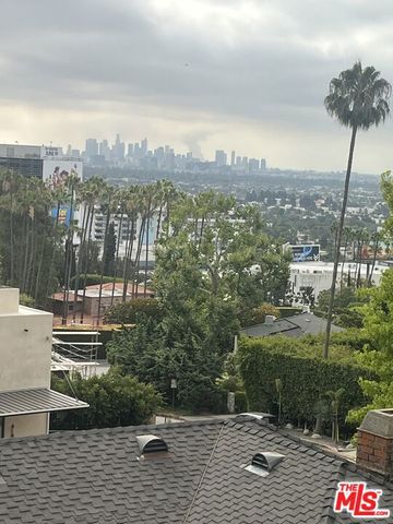 8718 St Ives Drive, West Hollywood, CA 90069