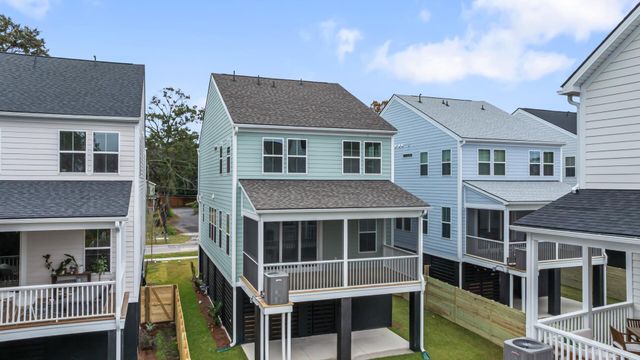 1086 Glenshaw Street, North Charleston, SC 29405