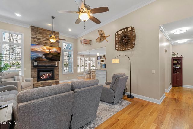 177 North Forest Lane, Blountville, TN 37617