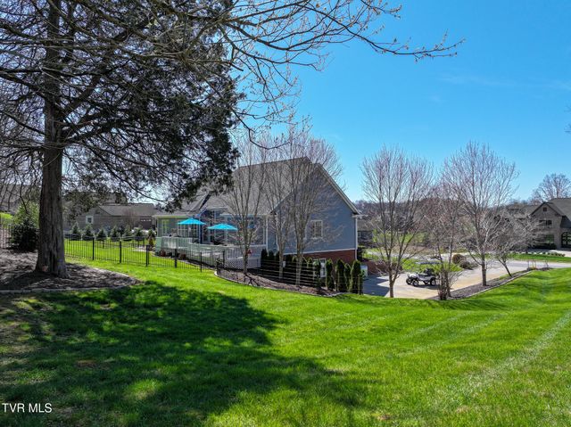 177 North Forest Lane, Blountville, TN 37617