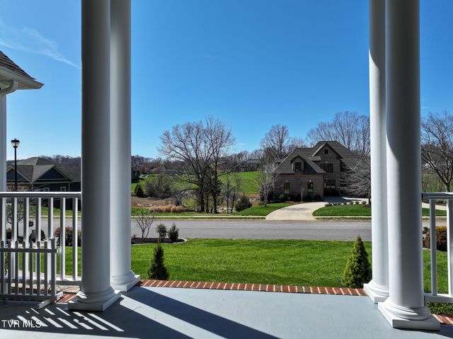 177 North Forest Lane, Blountville, TN 37617