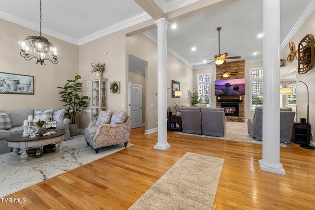 177 North Forest Lane, Blountville, TN 37617