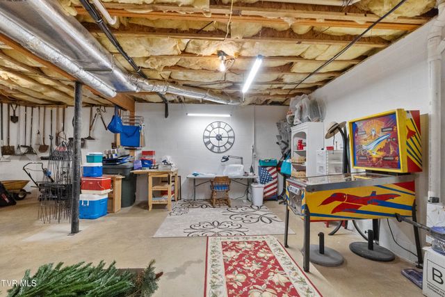 177 North Forest Lane, Blountville, TN 37617