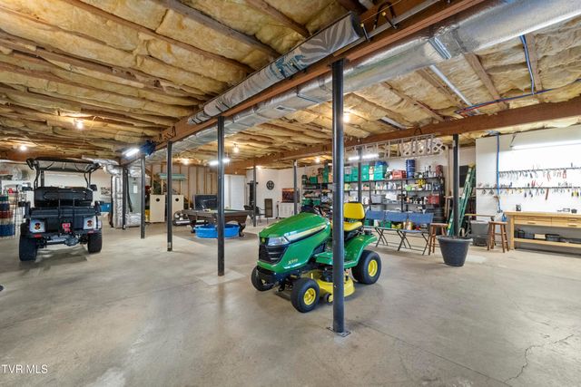 177 North Forest Lane, Blountville, TN 37617