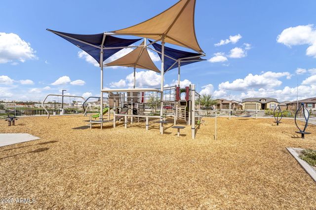 8149 E PETUNIA Avenue 1066, Mesa, AZ 85212