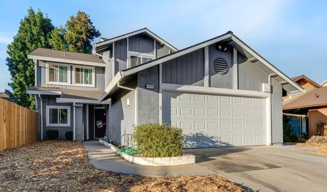 1229 Fall Creek Way, Sacramento, CA 95833