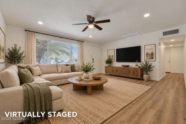 7048 N Northlight Drive, Tucson, AZ 85741