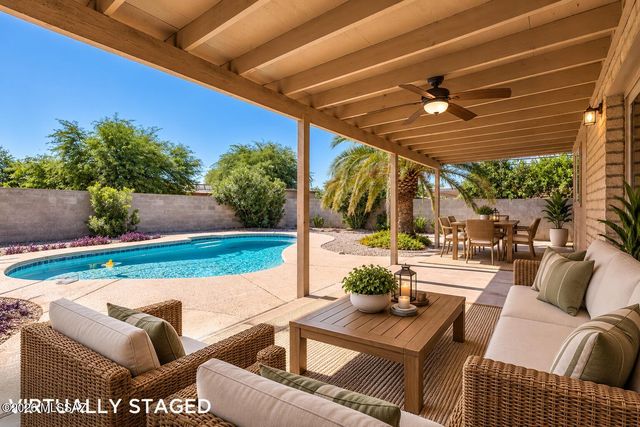 7048 N Northlight Drive, Tucson, AZ 85741