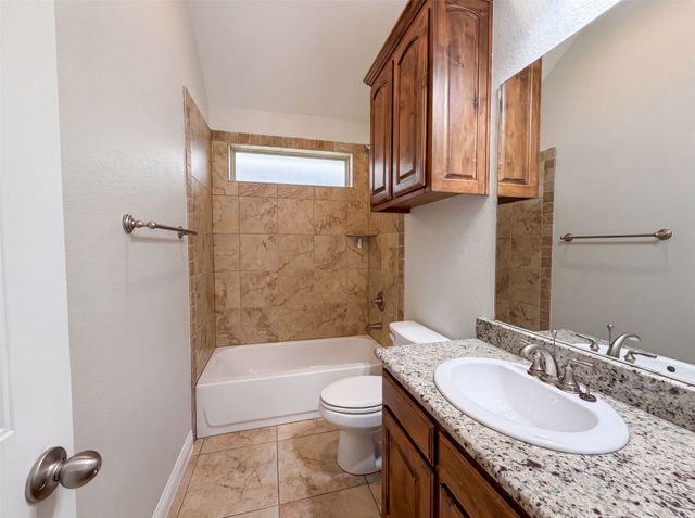 120 Donna Circle, Granbury, TX 76049