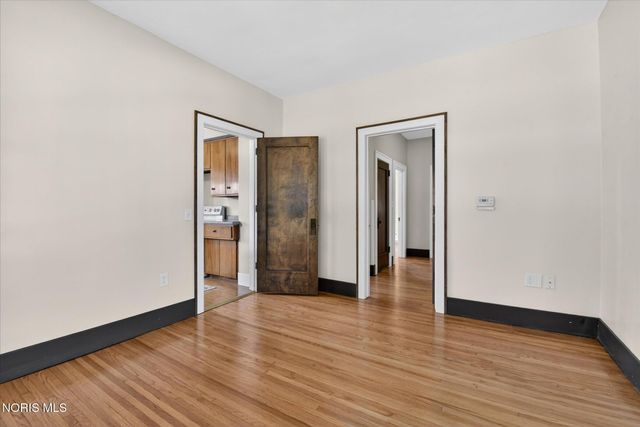 326 E Dudley Street, Maumee, OH 43537