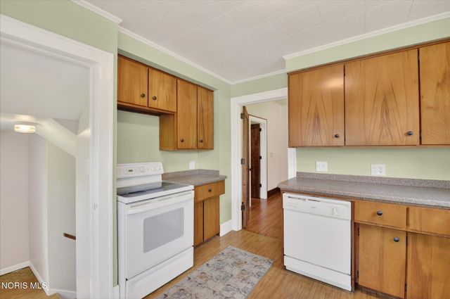 326 E Dudley Street, Maumee, OH 43537