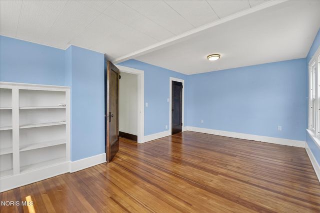 326 E Dudley Street, Maumee, OH 43537