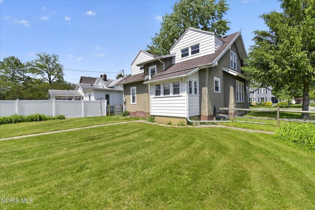 326 E Dudley Street, Maumee, OH 43537