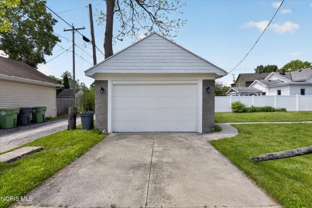 326 E Dudley Street, Maumee, OH 43537