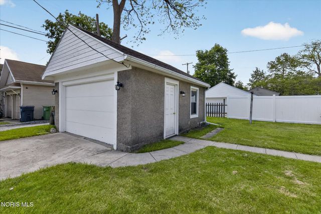 326 E Dudley Street, Maumee, OH 43537